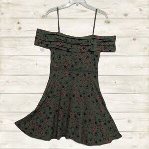 Miami Fransescas. womens dress size M off shoulder olive green w floral prints